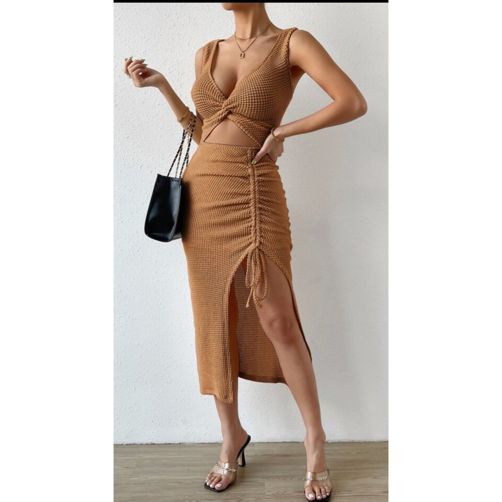 Brown Ribbed Bodycon Cutout Twist Front Ruched Slit Knit Dress‎ Y2K Sexy Chic M